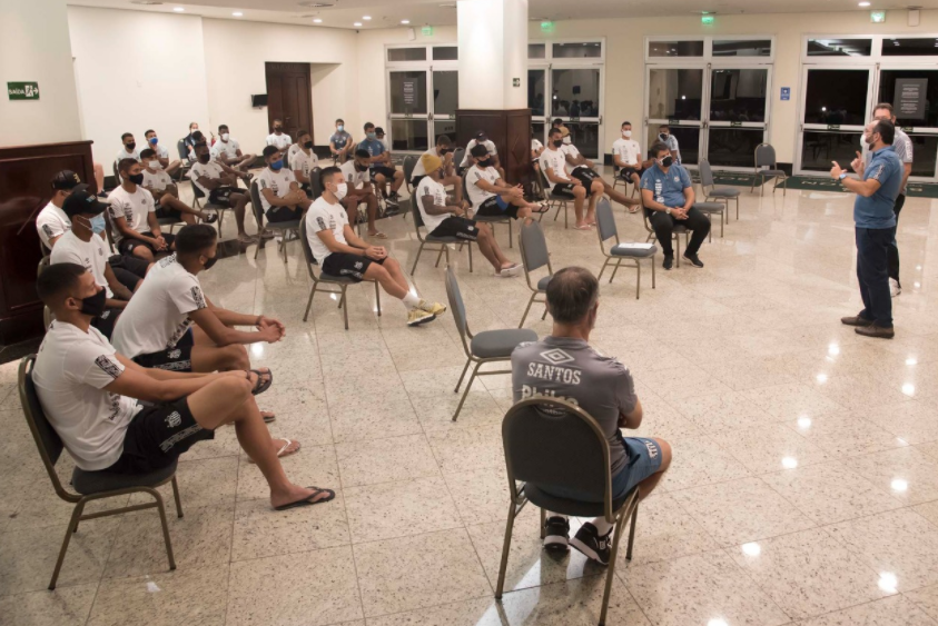 Futebol Apaixonante #21: Santos x San Lorenzo pode ser disputado em Bras&iacute;lia. Corinthians volta aos treinos sem saber quando joga