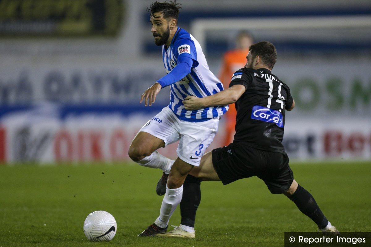 Lucas Galv&atilde;o, do Atromitos, promove a&ccedil;&atilde;o social com doa&ccedil;&atilde;o de cestas b&aacute;sicas em S&atilde;o Jos&eacute; do Rio Preto