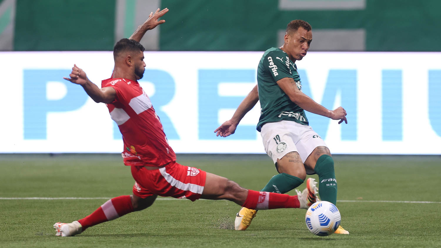 Deu Zebra! CRB surpreende e elimina o Palmeiras da Copa do Brasil