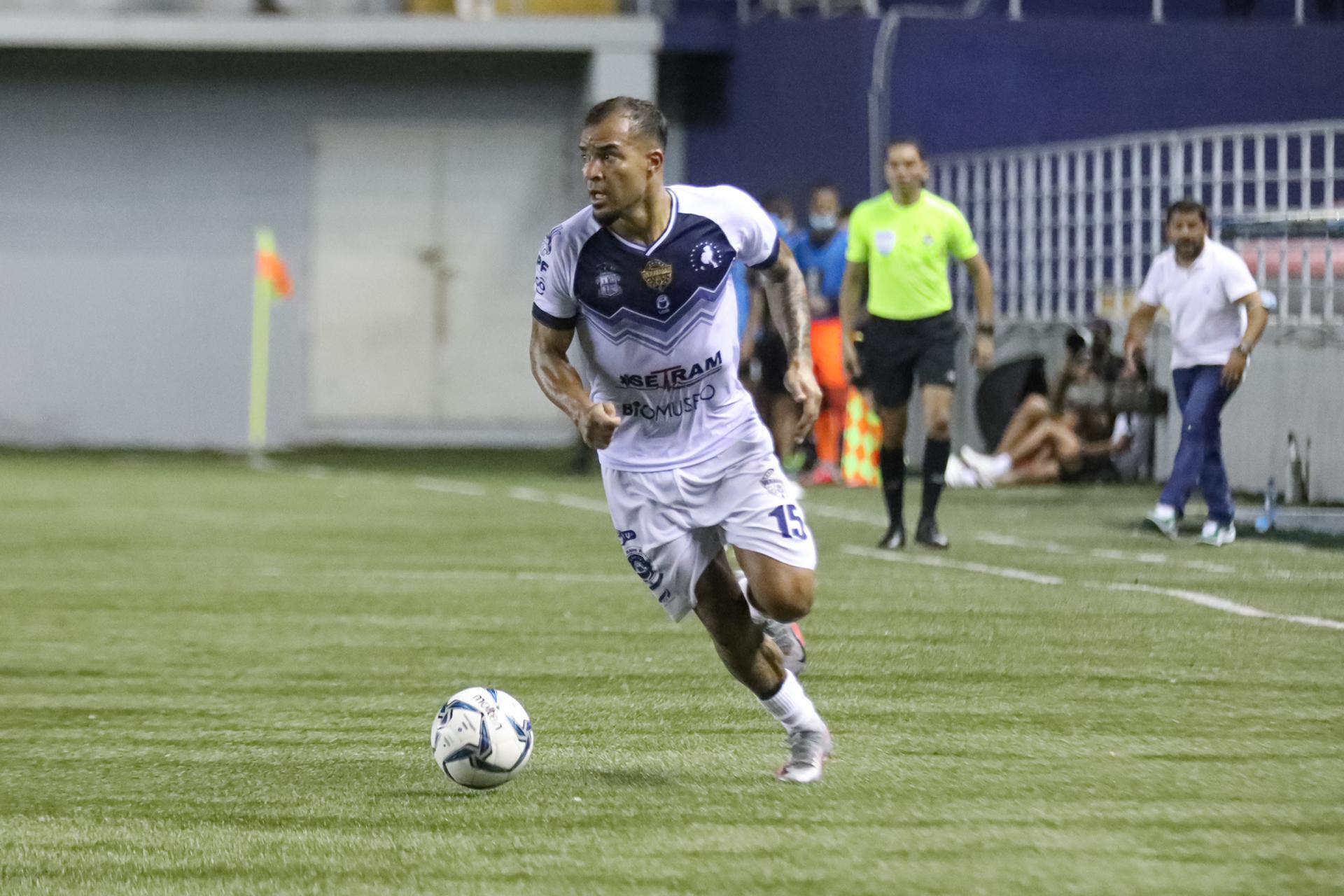 Dwann fala sobre sua adapta&ccedil;&atilde;o e avalia sua 1&ordf; temporada no futebol panamenho