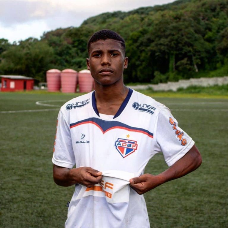 Cauã demonstra confiança para estreia na Série D