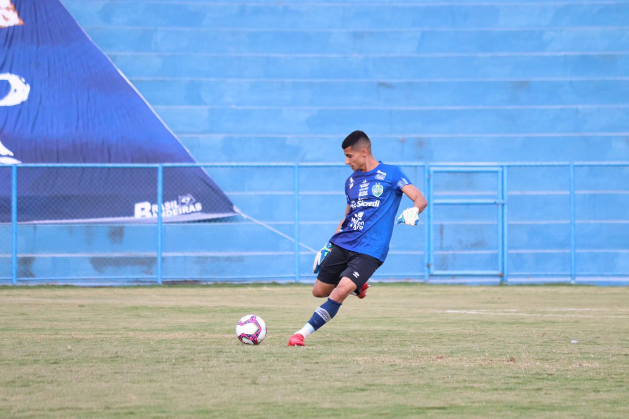 Gabriel Oliveira, do Nova Mutum, comemora boa vit&oacute;ria diante do Gama e projeta Cl&aacute;ssico Estadual na pr&oacute;xima rodada