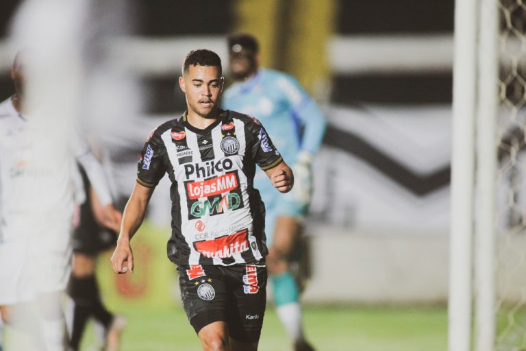Tibagi celebra chances na S&eacute;rie B: &ldquo;Aos poucos a confian&ccedil;a &eacute; conquistada&rdquo;