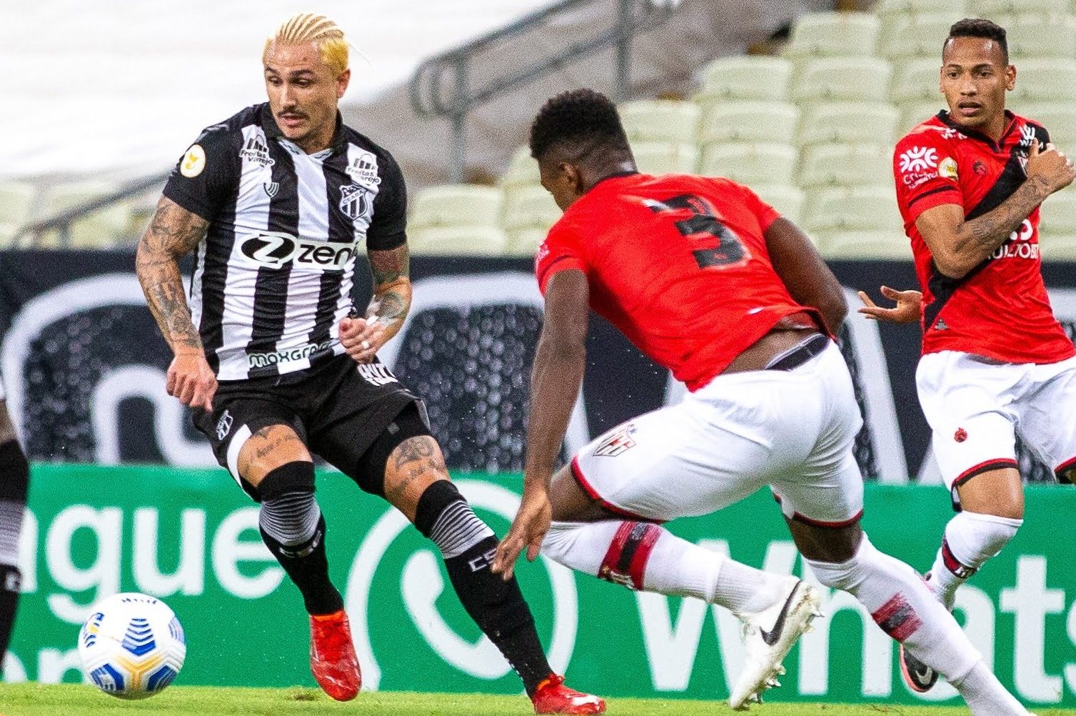 Cear&aacute; e Atl&eacute;tico-GO empatam sem gols pelo Brasileir&atilde;o