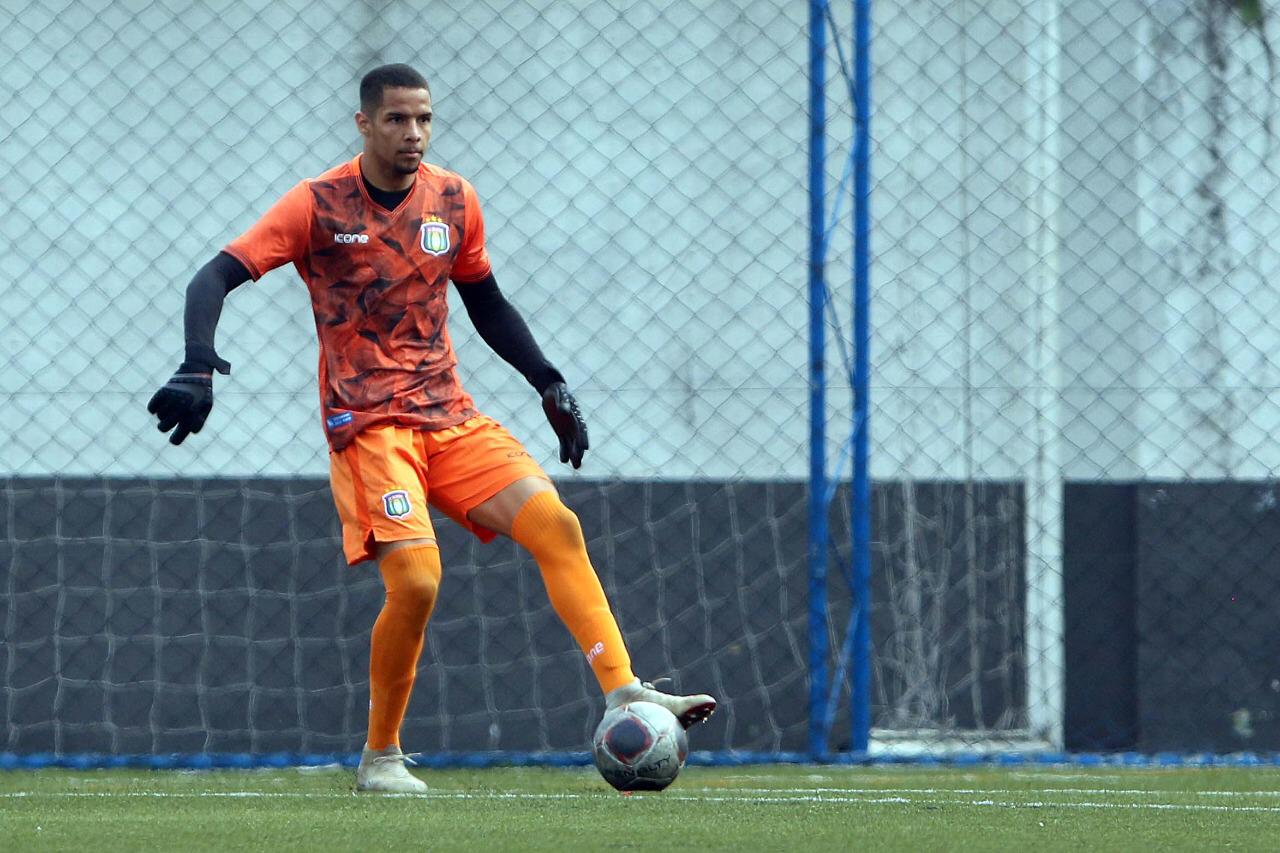 Jackson Curtes, do S&atilde;o Caetano, demonstra confian&ccedil;a para estreia diante do Santo Andr&eacute; no Paulist&atilde;o Sub-20