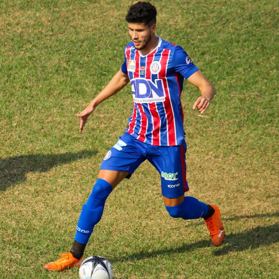 Mateus Henrique vibra com sequ&ecirc;ncia invicta pessoal pelo S&atilde;o-Carlense: &ldquo;D&aacute; confian&ccedil;a&rdquo;