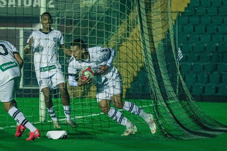 Figueirense enfrenta o Botafogo-SP em busca pela classificação na C: “Dar a vida em campo”