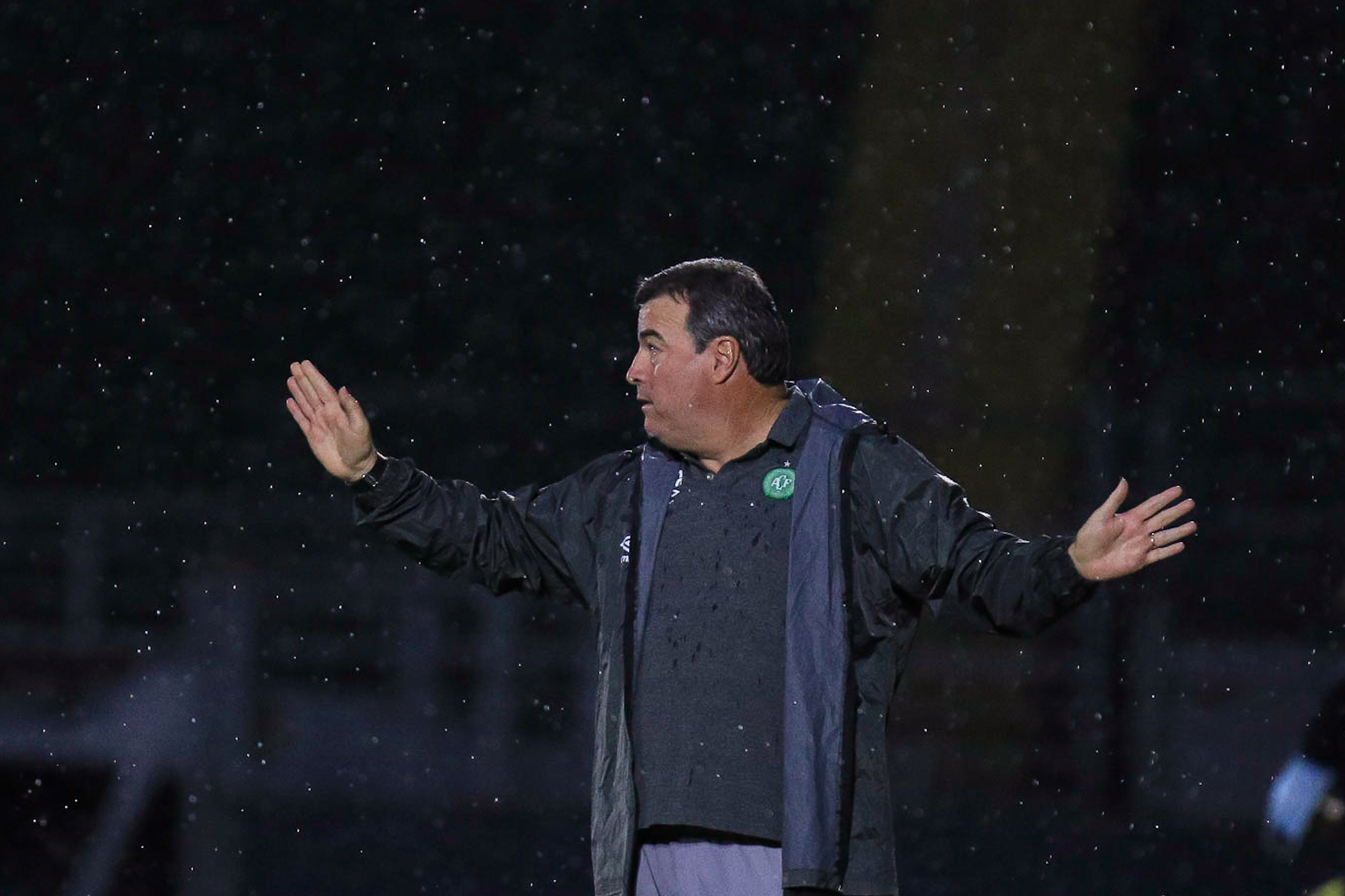 Pintado, t&eacute;cnico da Chapecoense, ser&aacute; julgado pelo STJD