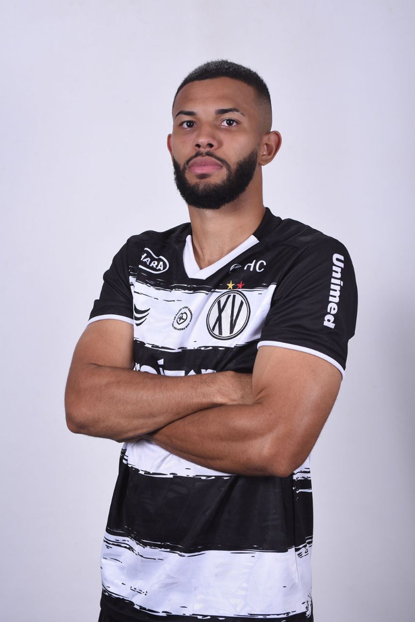 Lateral esquerdo do XV de Piracicaba, Rubens comemora lideran&ccedil;a na Copa Paulista