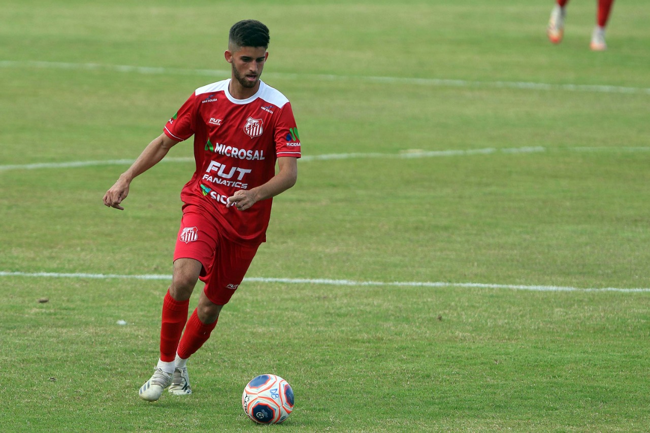 Caio Rosseto, do Capivariano, prega respeito ao &ldquo;desesperado&rdquo; Flamengo: &ldquo;Equipe de qualidade&rdquo;