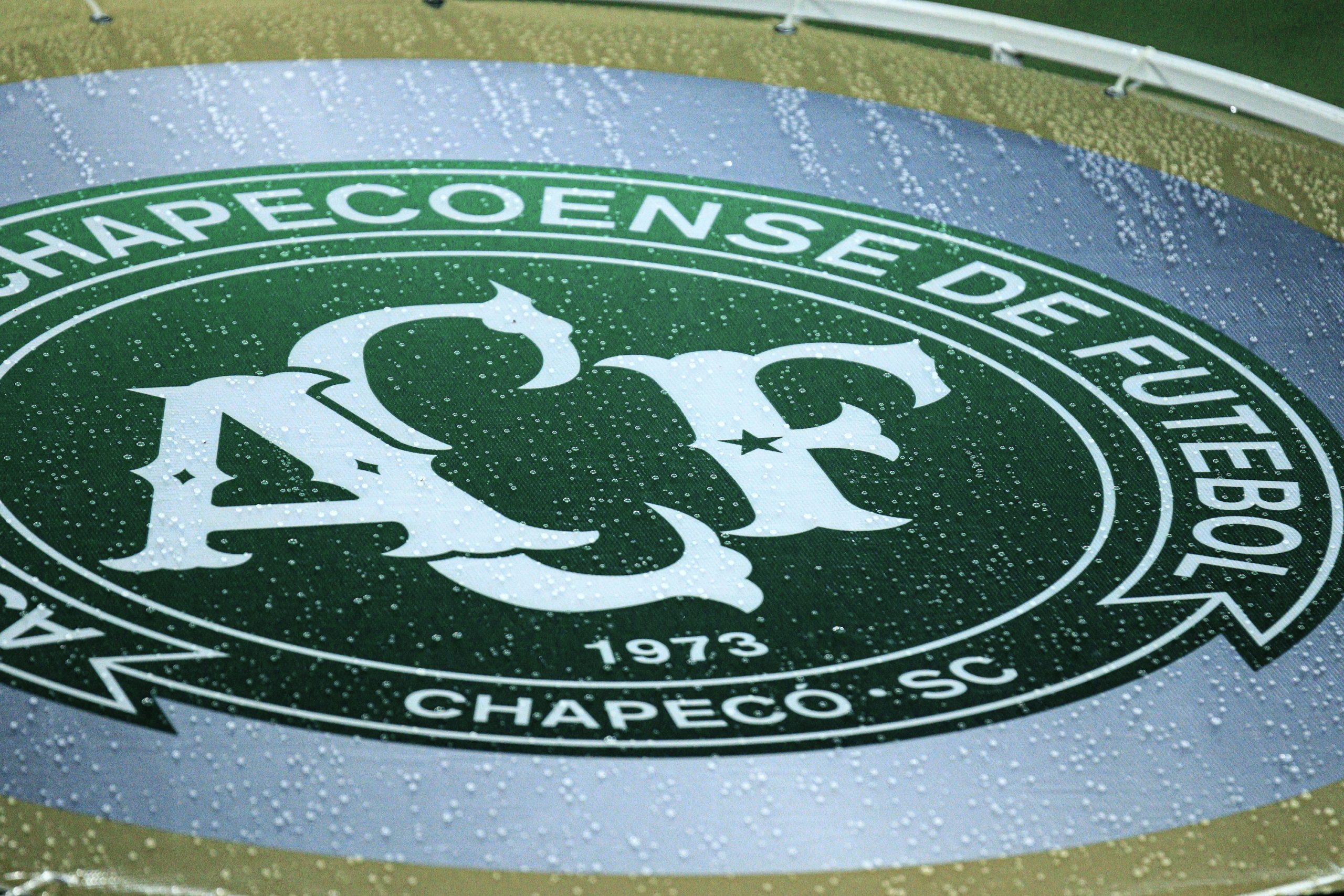 Chapecoense d&aacute; 1&ordm; passo para se tornar clube-empresa
