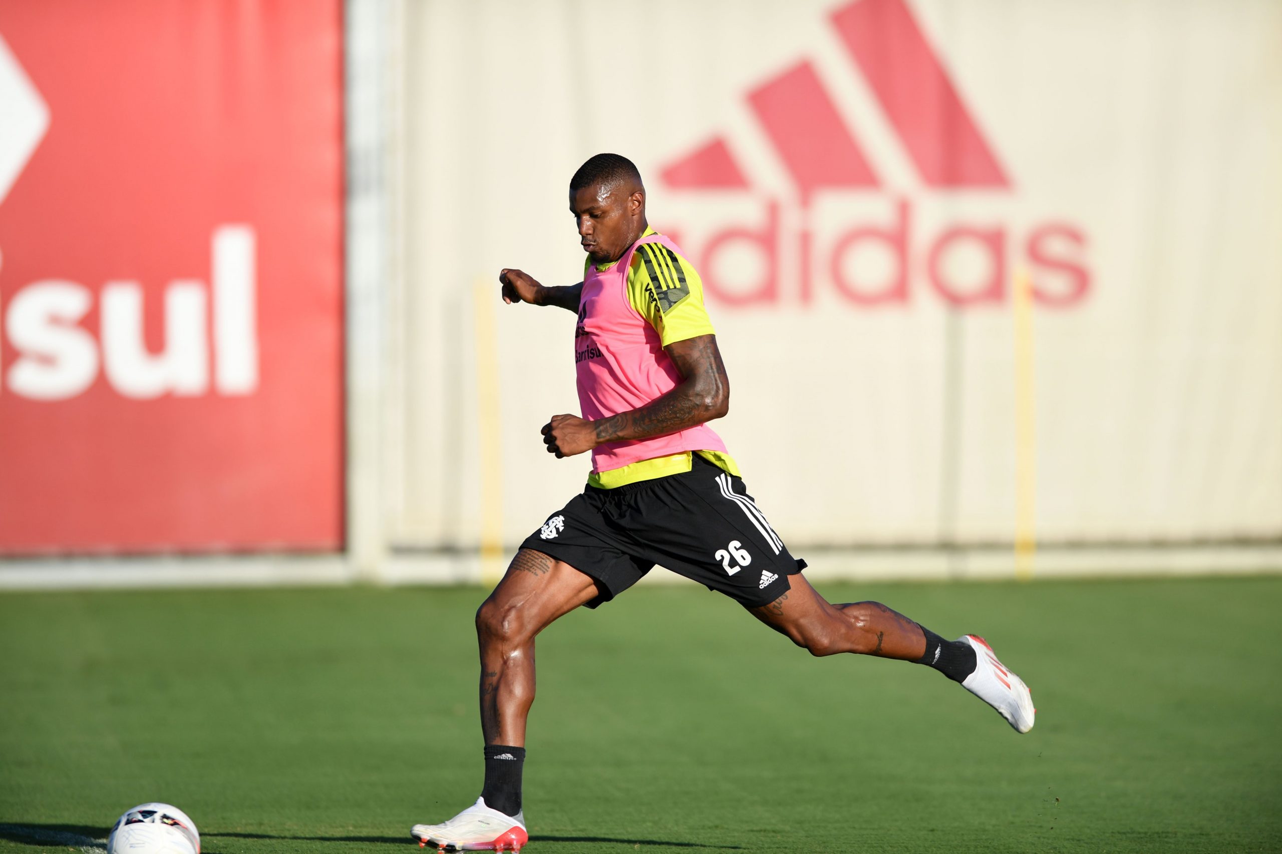 Internacional com mudan&ccedil;as para enfrentar o Brasil de Pelotas