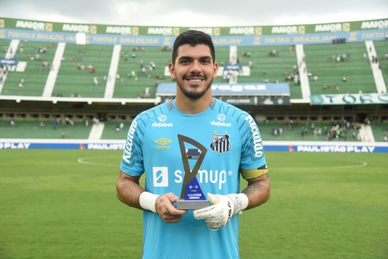 Santos sai na frente, mas sofre empate ap&oacute;s p&ecirc;nalti do Guarani