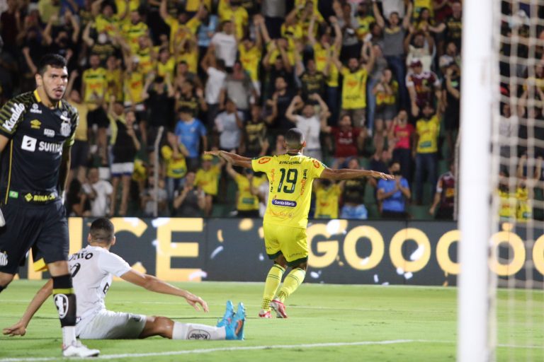 Mirassol x Santos: Le&atilde;o marca tr&ecirc;s vezes no primeiro tempo e vence