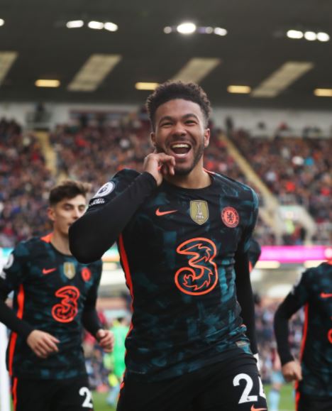 Um, dois, três, quatro. Chelsea domina segunda etapa e goleia o Burnley fora de casa