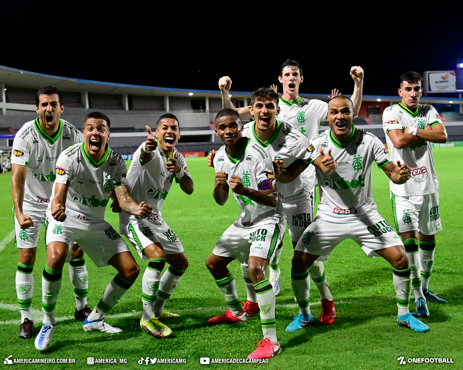 Am&eacute;rica-MG passa pelo CSA e encaminha vaga nas oitavas