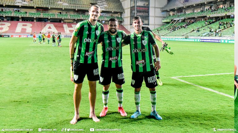 Am&eacute;rica-MG goleia e vence a primeira no Brasileir&atilde;o