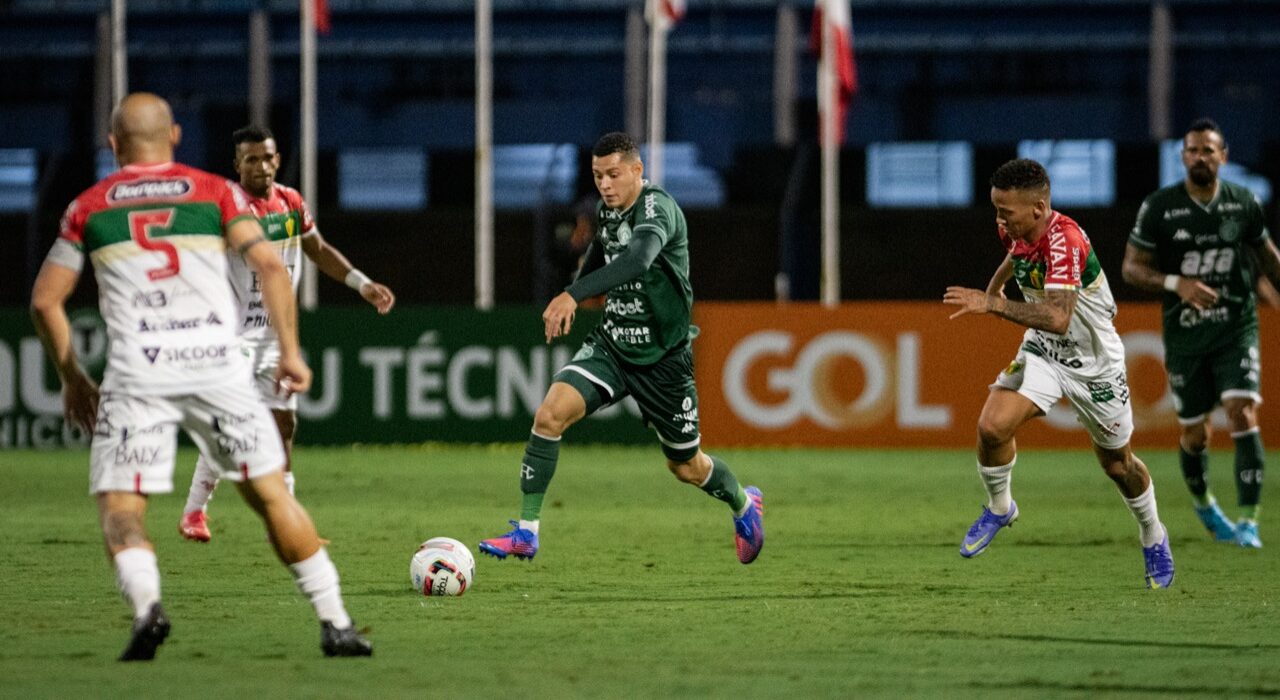 Castan falha e Brusque vence Guarani na Ressacada