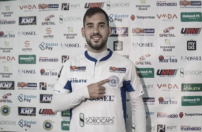 Atacante revelado pelo Corinthians acerta com o S&atilde;o Bento