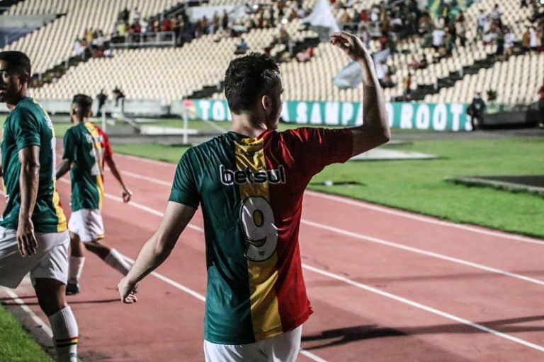 Sampaio massacra o Sport em S&atilde;o Lu&iacute;s