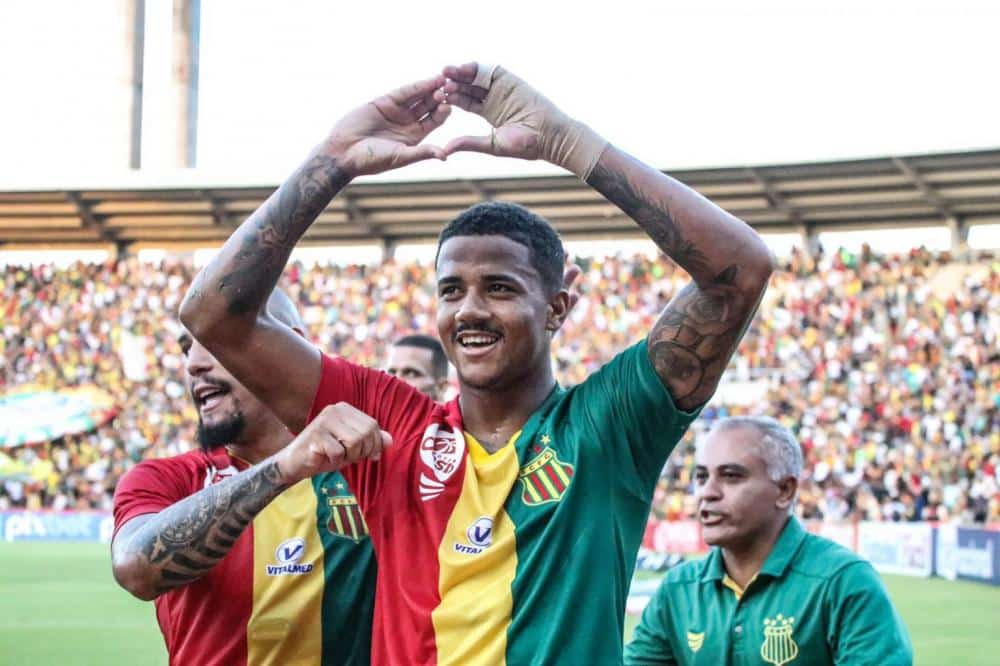 Sampaio Corr&ecirc;a vence o Vasco