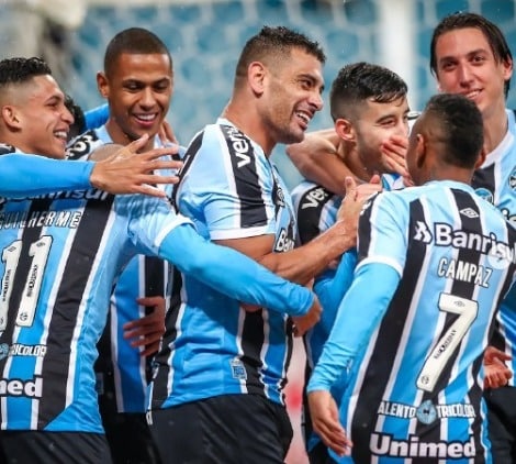 Gr&ecirc;mio goleia Oper&aacute;rio e reassume a vice-lideran&ccedil;a da S&eacute;rie B