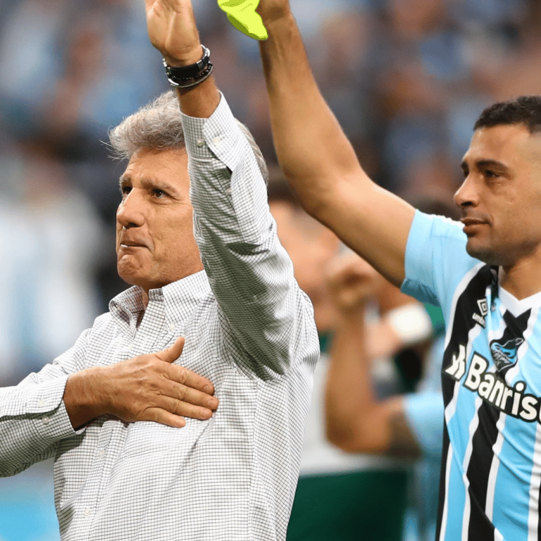 Gr&ecirc;mio vence Vasco na reestreia de Renato Ga&uacute;cho