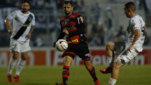 Tudo igual! Ituano empata com Ponte Preta no Mois&eacute;s Lucarelli