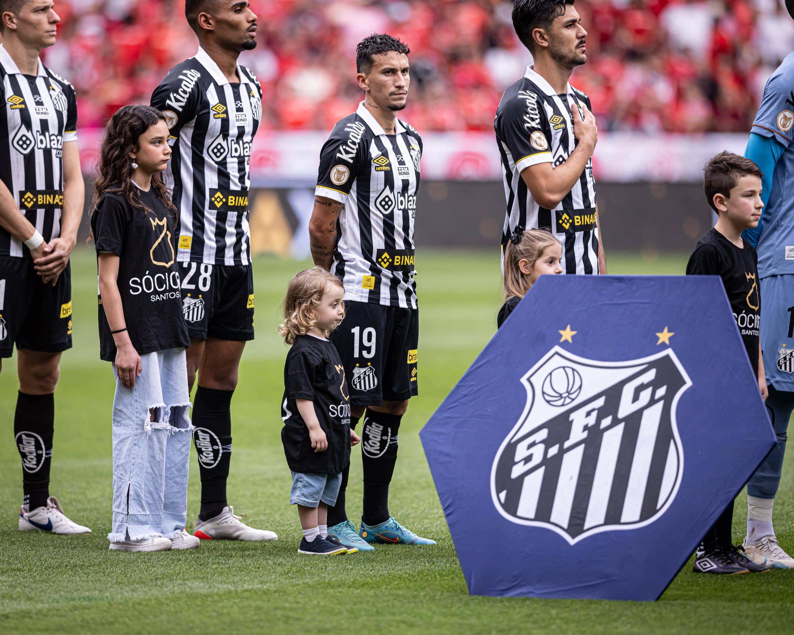 Santos j&aacute; sabe como evitar rebaixamento para S&eacute;rie B e faz contas para buscar milagre no Brasileir&atilde;o