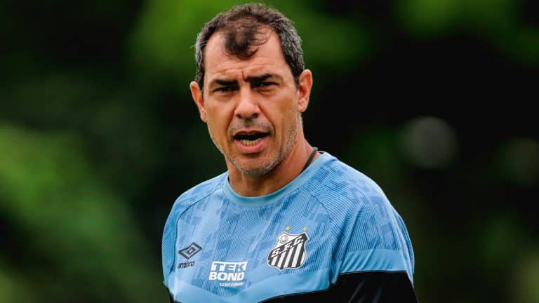 Santos decide onde jogar o primeiro cl&aacute;ssico como mandante em 2024