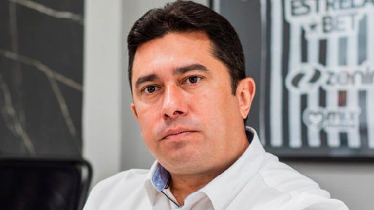 Presidente do Cear&aacute; revela valor da d&iacute;vida do clube