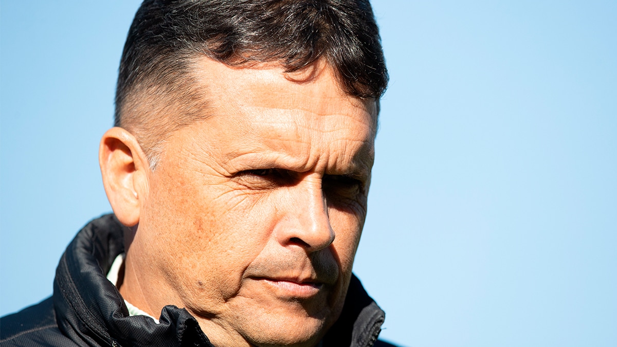 Diretoria da Chapecoense toma decis&atilde;o sobre perman&ecirc;ncia de Claudinei Oliveira