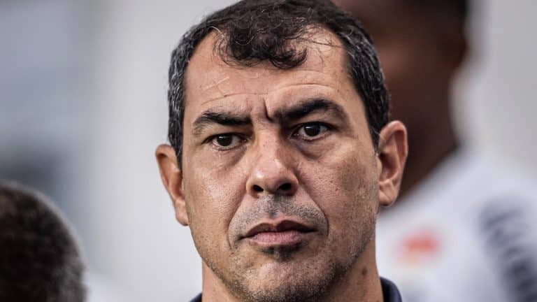Santos: F&aacute;bio Carille pode perder atleta para a sequ&ecirc;ncia do Paulist&atilde;o