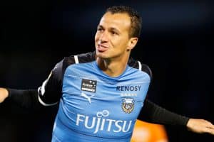 Leandro Dami&atilde;o encaminha neg&oacute;cio com gigante da S&eacute;rie B de 2024