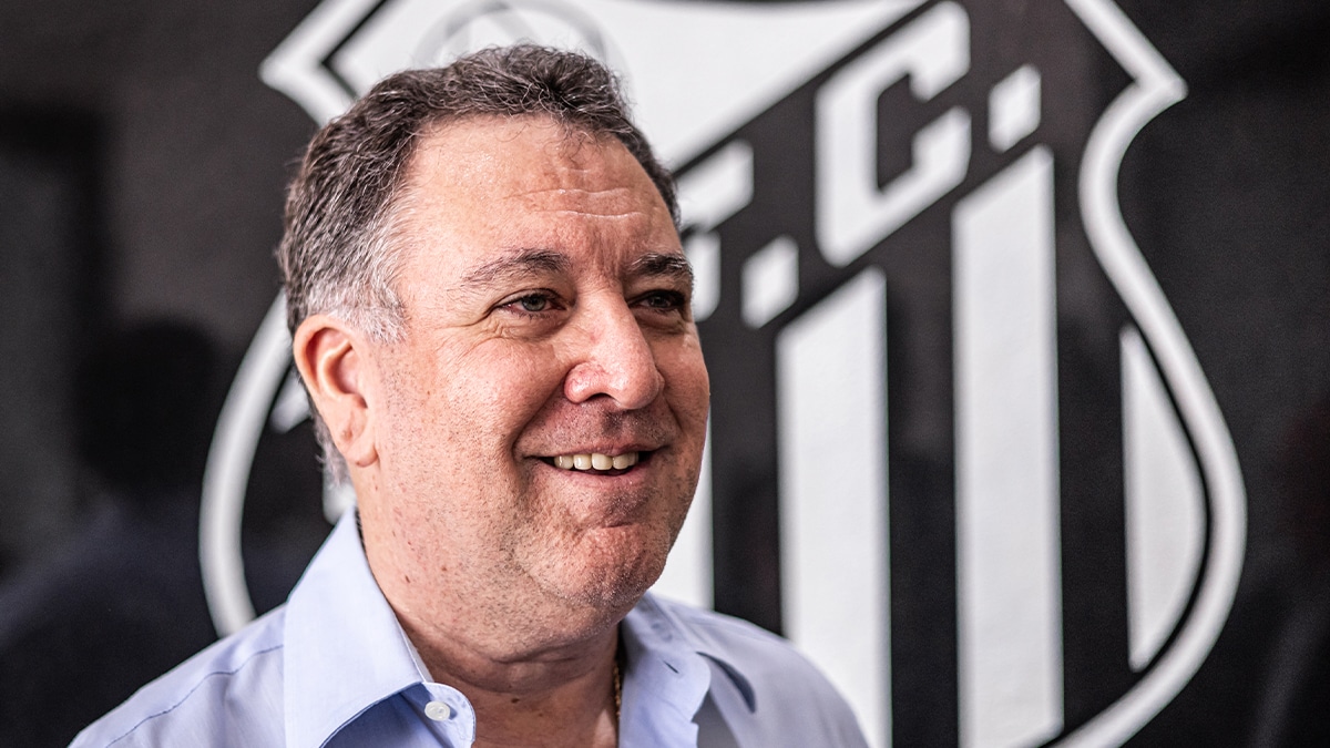 R$1,12 bilh&atilde;o na mesa: Santos recebe proposta surpreendente e Marcelo Teixeira toma decis&atilde;o final