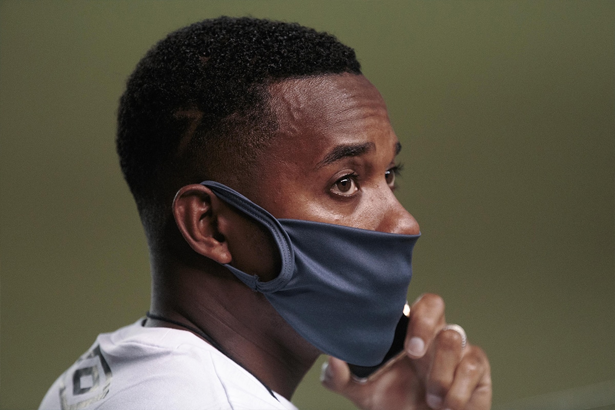 Diretoria do Santos explica apari&ccedil;&atilde;o de Robinho no CT Rei Pel&eacute; e surpreende torcedores