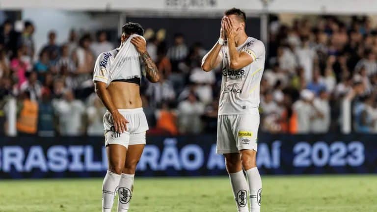 Por quantos jogos o Santos ter&aacute; port&otilde;es fechados na S&eacute;rie B?