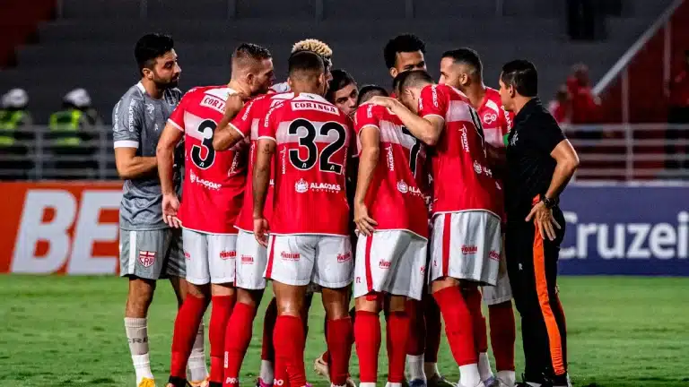 Tabu que incomoda: CRB tenta quebrar marca negativa contra N&aacute;utico