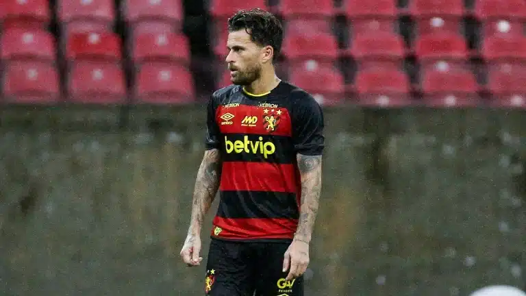 Lucas Lima critica atua&ccedil;&atilde;o do Sport ap&oacute;s classifica&ccedil;&atilde;o