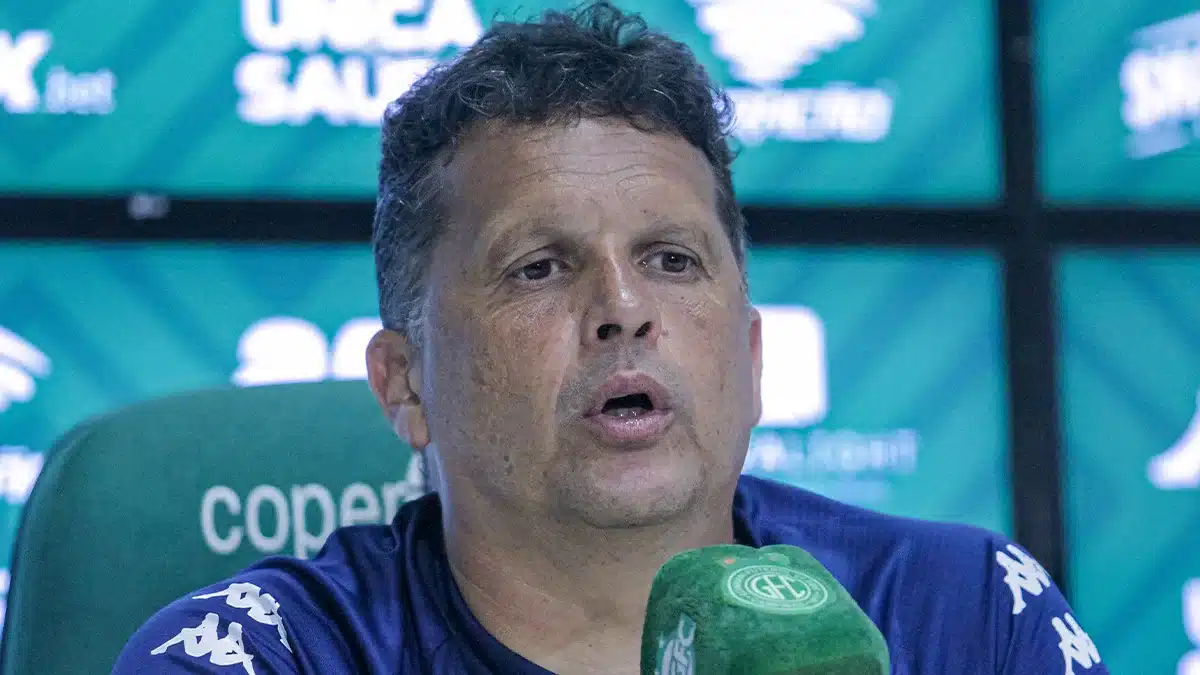 T&eacute;cnico do Guarani liga alerta ap&oacute;s fuga do rebaixamento