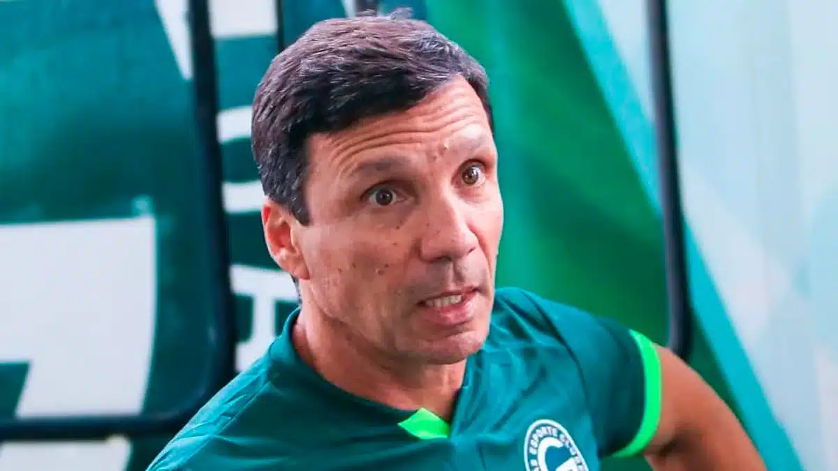 Goias demite Z&eacute; Ricardo e mais um ap&oacute;s elimina&ccedil;&atilde;o