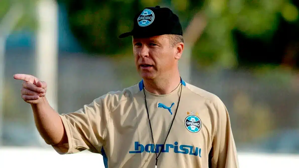 5 t&eacute;cnicos famosos que j&aacute; ganharam a S&eacute;rie B do Brasileir&atilde;o