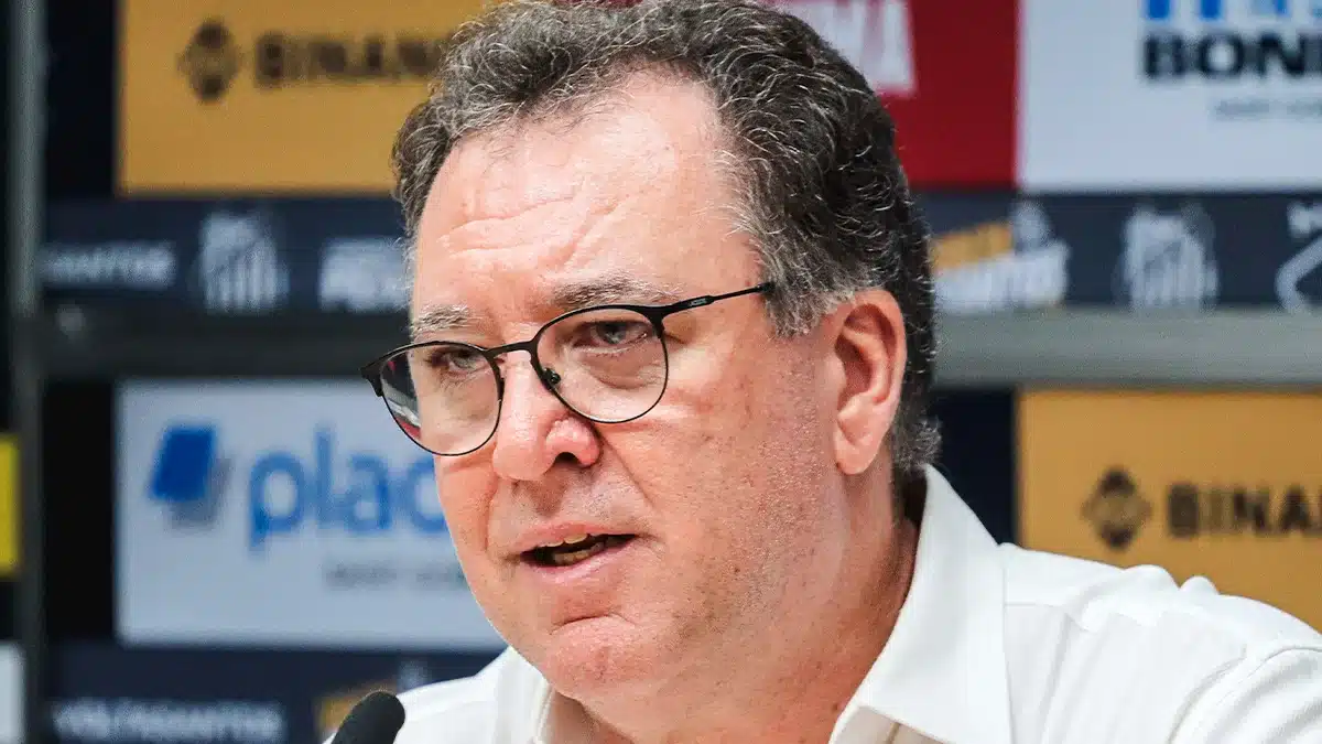 3 refor&ccedil;os! Presidente do Santos confirma contrata&ccedil;&otilde;es para a S&eacute;rie B