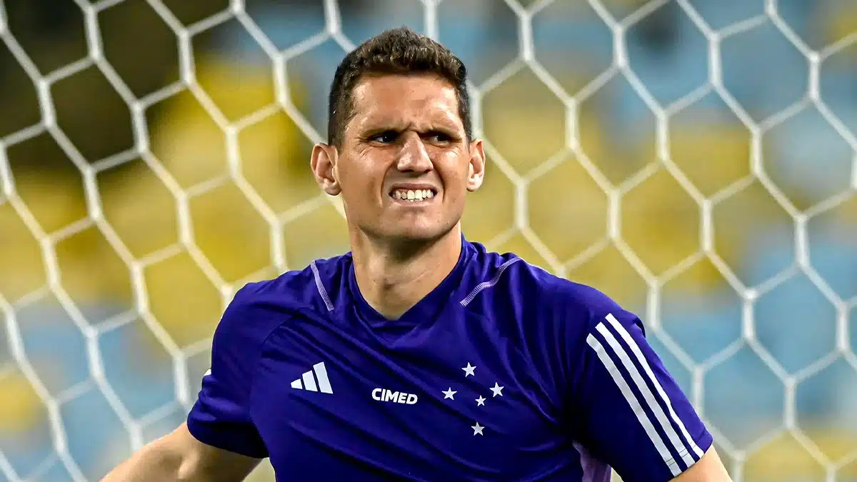 Partiu, S&eacute;rie B? Rafael Cabral pode deixar o Cruzeiro e vira alvo no mercado
