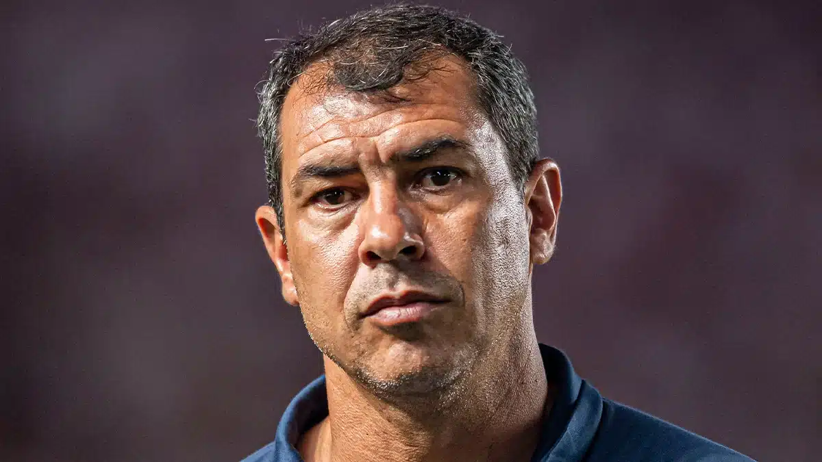 Santos: Fábio Carille é procurado por gigante da Série A