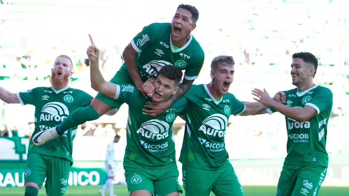 D&aacute; pra sonhar com o acesso? Chapecoense tem melhor campanha em 10 anos