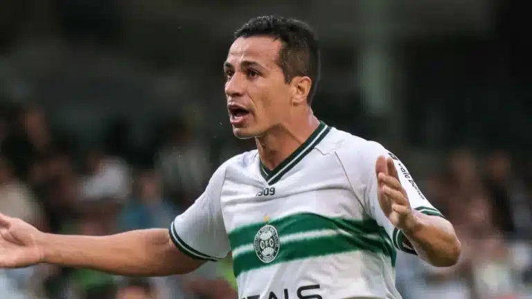 Coritiba perde Leandro Dami&atilde;o, mas tem retorno importante para 6&ordf; rodada da S&eacute;rie B