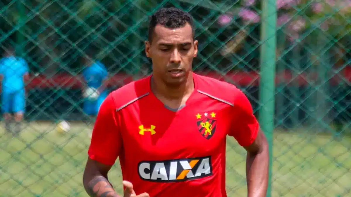 Élton é um dos atacantes mais emblemáticos da Série B. Foto: Reprodução Web